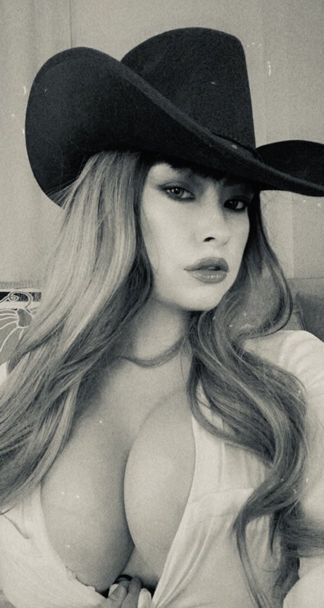 Lily Adair top nackten galerie