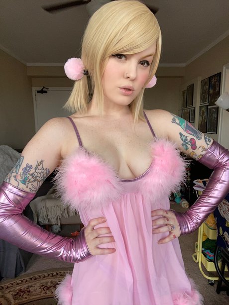 Kenzie Logan pornostar nackten foto