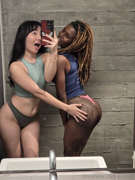 Yunaof hd nackt foto