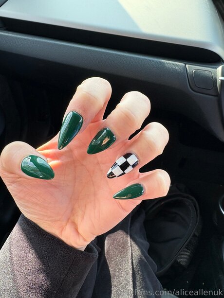 Aliceallenuk heiße xxx bild