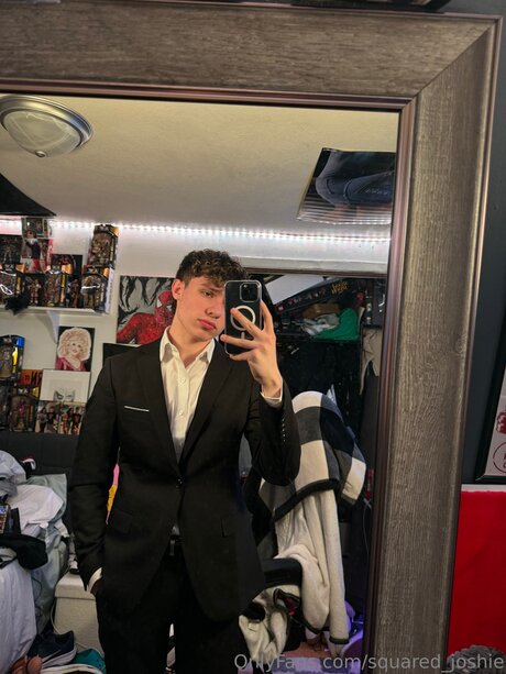 Squared Joshie kostenlose sex galerie