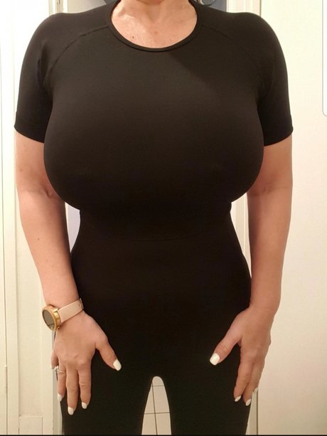 Monte rae exklusive erotische galerien