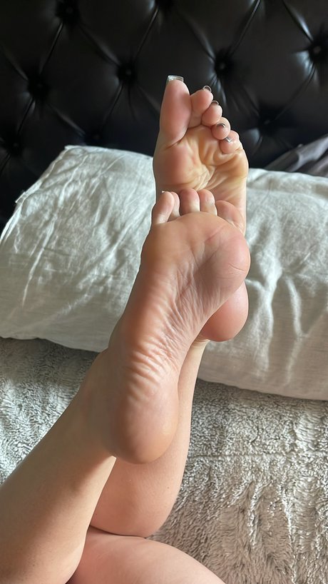 Waifu feet milk schöne porno bilder