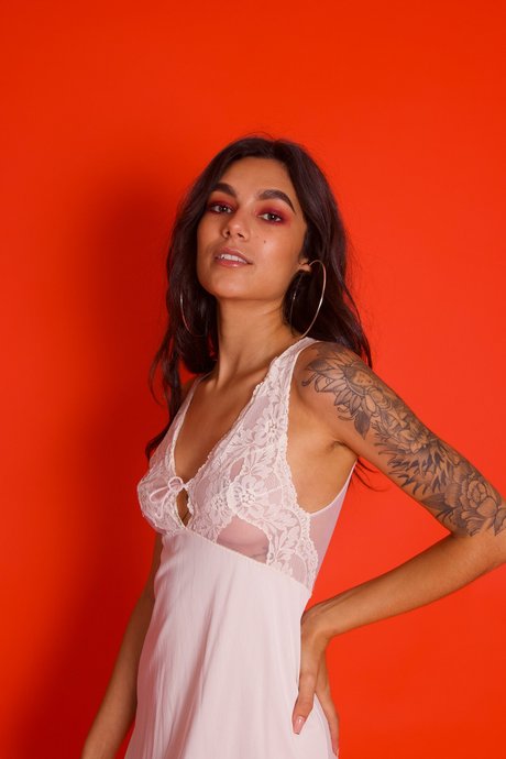 Brianna Itshades perfekte kunst bild