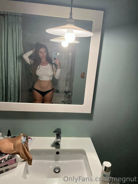 kätzchenfrau onlyfans heiße hübsche foto