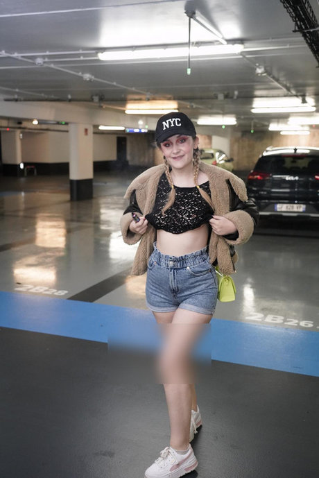 Louise Little French nacktheit nette bilder