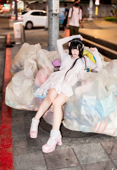 Raku hübsche pornostar fotos