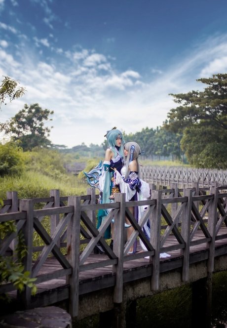 _HKxSYR top akt bilder