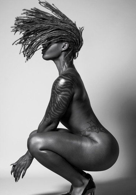 Jina C hd hübsche foto