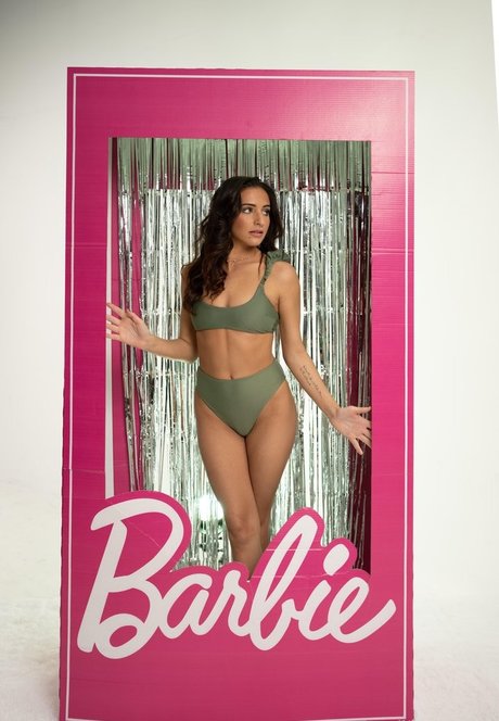 Allura Del Ray model sex galerie