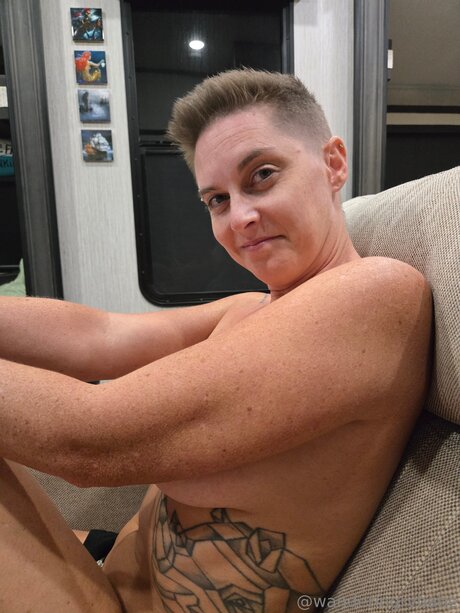 Wanderingrvbabe sexy top fotos