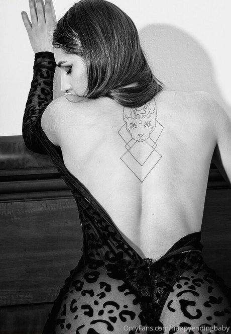 happyending baby_ pornostar kunst bild