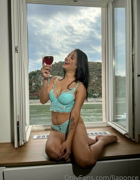 Lia Ponce model pornographische archiv