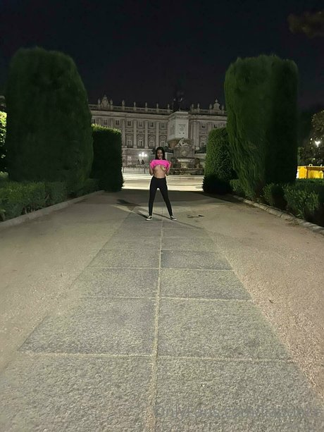 Lia Ponce nackt pornostar bilder