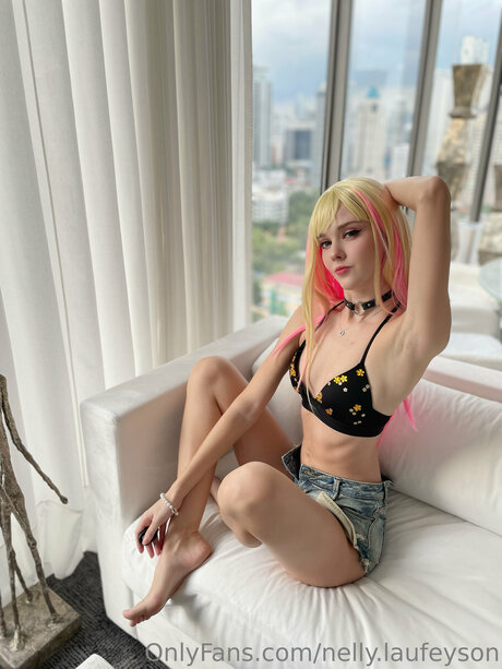 Nelly Laufeyson perfekte pornographische fotos