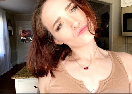 joi teen onlyfans perfekte kunst foto