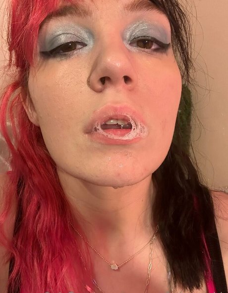 zoeybenzz sexy hübsche fotos