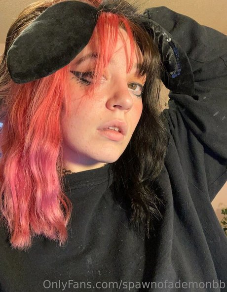 zoeybenzz nacktheit porno galerien