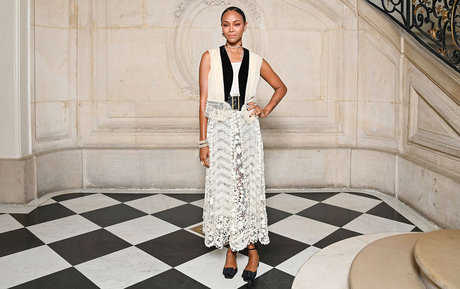 Zoe Saldana sexy kunst galerie