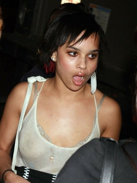 Zoe Kravitz freie nackte foto