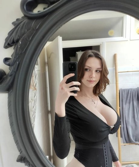 Zoepcbh kunst sexy archiv