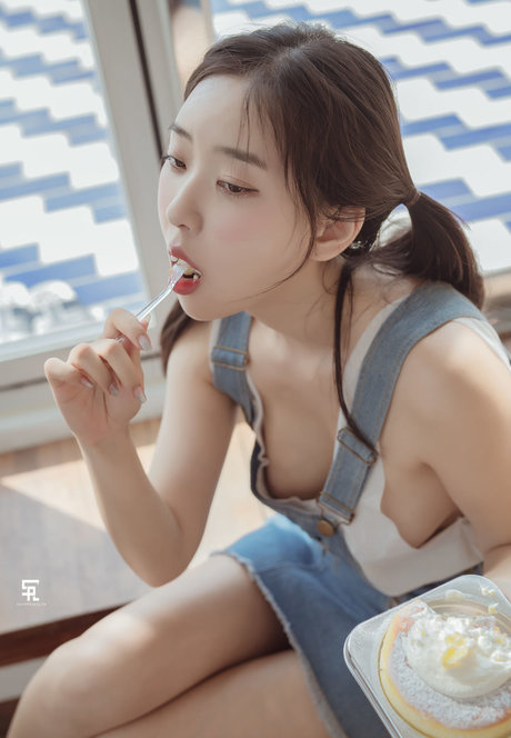 Zenny erotische top bilder