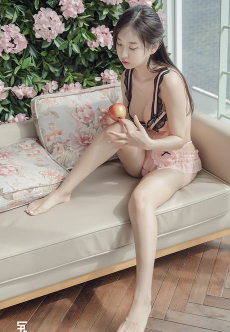 dünne asiatische teenager-onlyfans kunst kostenlose archiv