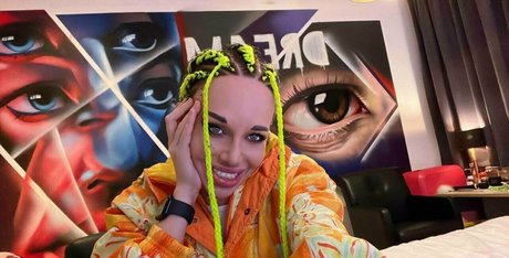 asiatisches teen solo onlyfans perfekte nackten bilder