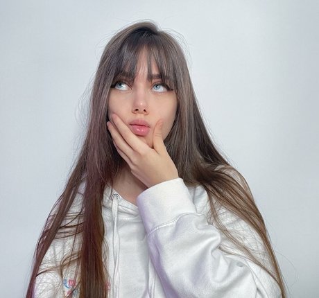 IJenz nackt kostenlose bilder