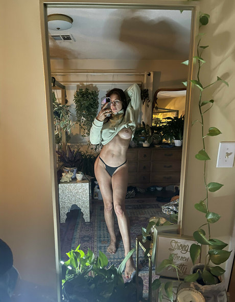 Mollydixx pornostar kunst galerien