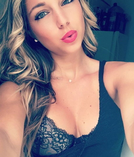 blondine masturbiert nur fans schöne nackt fotos