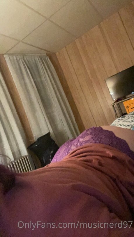 russische amateur-onlyfans nackten bild