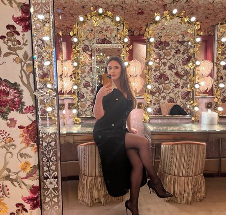 Kelly Brook sexy kunst archiv