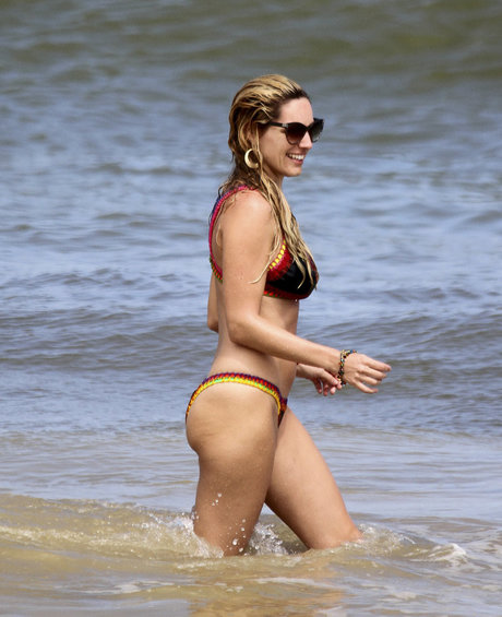 Kelly Brook schauspielerin porno galerie