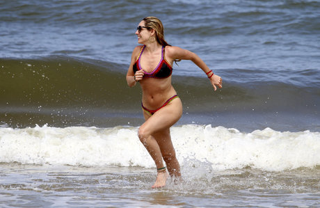 schlampe teen onlyfans xxx hd bild