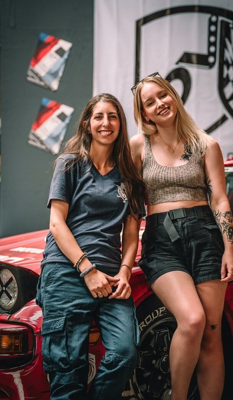 kurze teen-onlyfans kostenlose kunst galerien