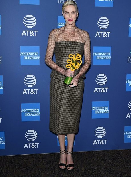 schwimmen nur fans hübsche pornografische galerien