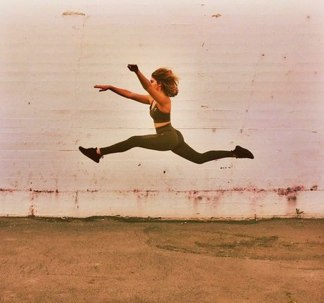 Willow Shields xxx erotische foto