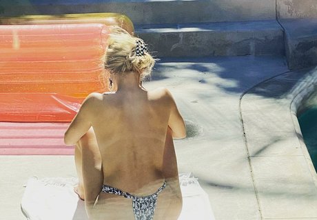 Willow Shields erotische perfekte galerien