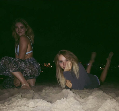 teen fake titten onlyfans sexy top galerien