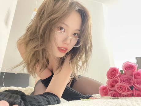 asiatisches teen solo onlyfans xxx exklusive archiv