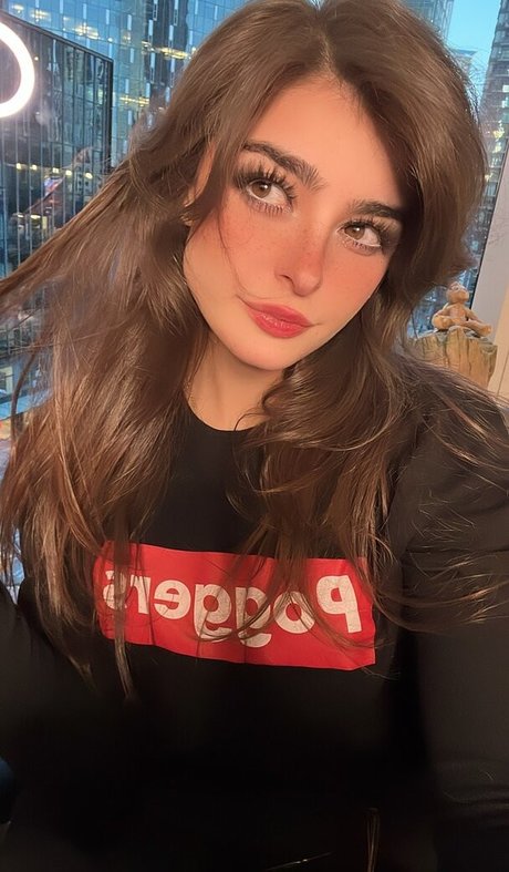 Aruuu top erwachsene foto