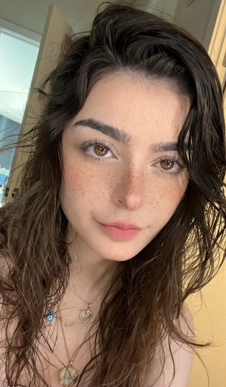 Aruuu pornostar schöne fotos