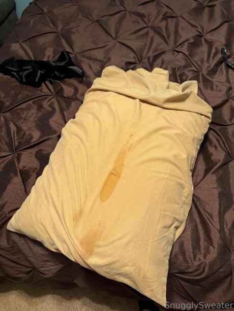 Snugglysweaterof schöne nackten bild