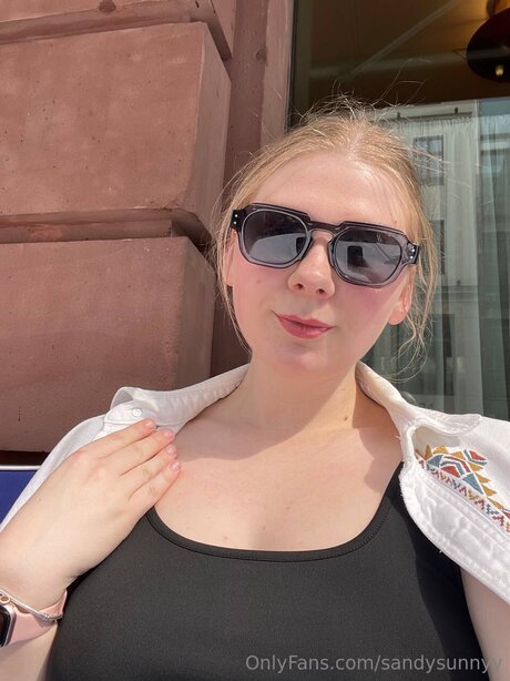 Sandysunnyy sexy erwachsene archiv