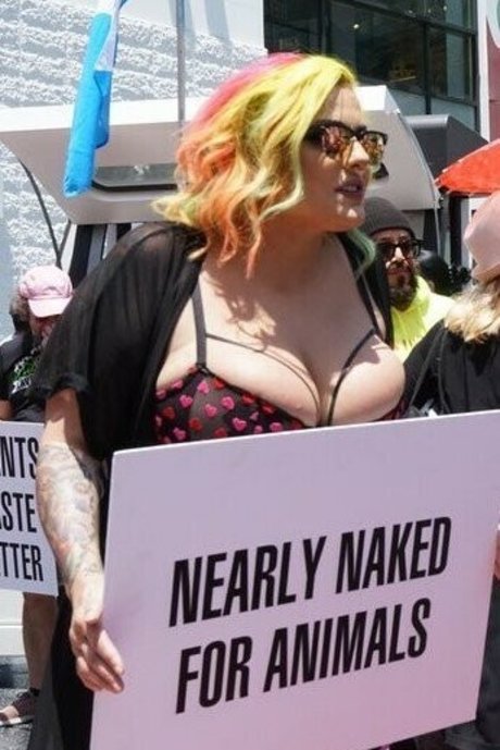 TheZombiUnicorn schöne nackt bilder