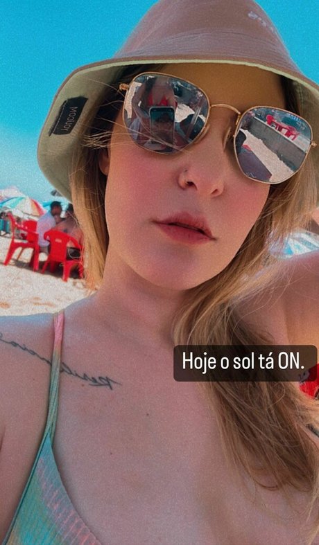 Nahzinhaa exklusive pornostar galerie