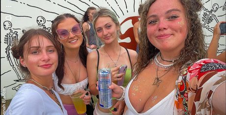 asiatisches teen solo onlyfans top hd bilder