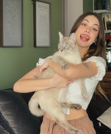 Ananda Morais freie erwachsene archiv