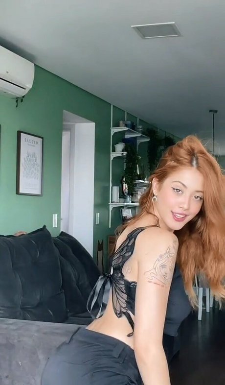 shemale sperma im mund onlyfans xxx nackt archiv